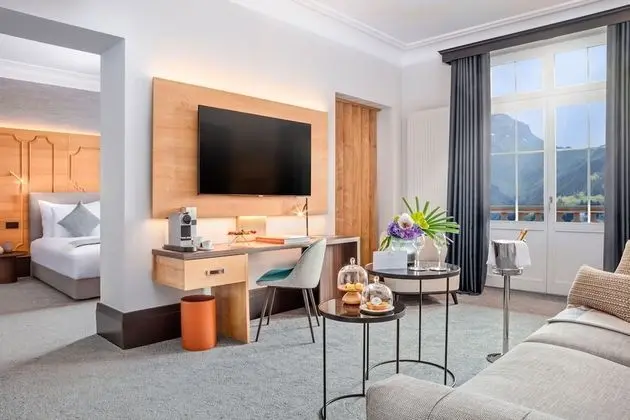 Junior Süit, Dağ Manzaralı