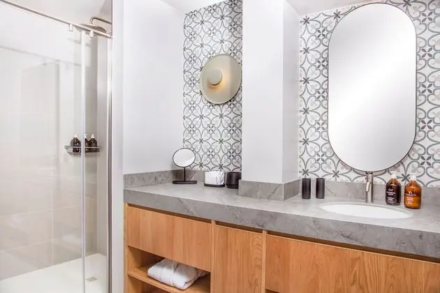 Junior Süit, Dağ Manzaralı