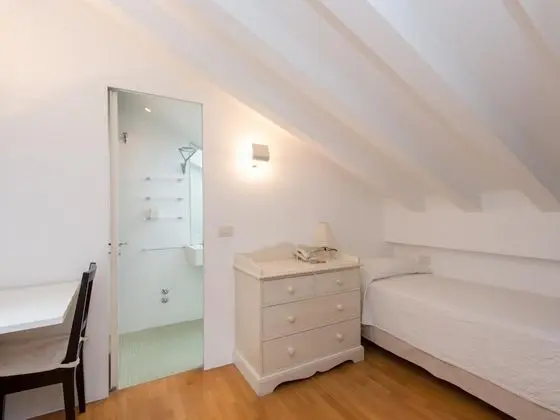 Apart Daire, 4 Yatak Odası