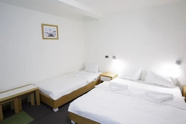 Standard Dört Kişilik Oda