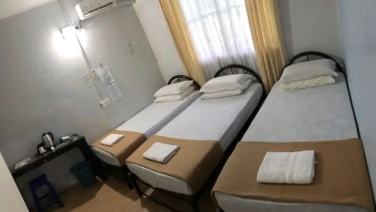 Standard Üç Kişilik Oda, 3 Tek Kişilik Yatak
