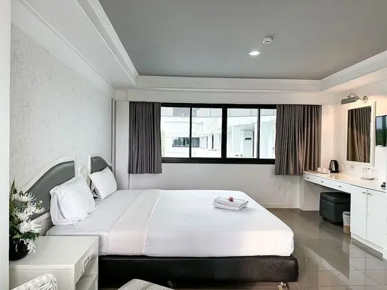 Corner Double Room Only