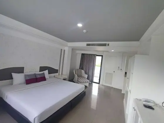 Corner Double Room Only