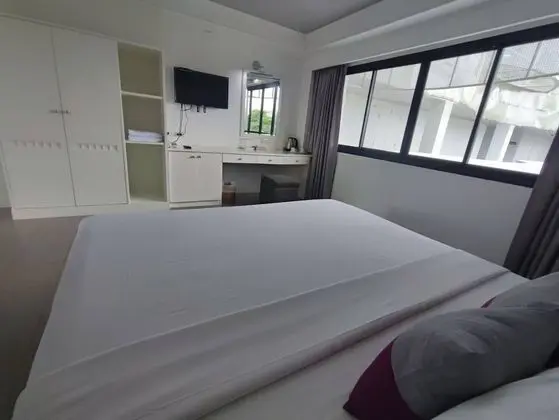 Corner Double Room Only