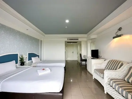 Superior Twin Room Only