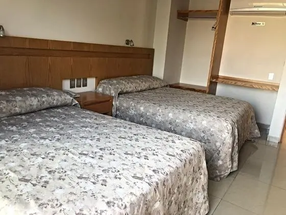 Standard Tek Büyük Yataklı Oda, 2 Çift Kişilik Yatak (C/ Aire Acondicionado)