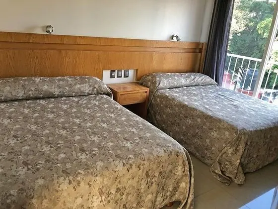 Standard Tek Büyük Yataklı Oda, 2 Çift Kişilik Yatak (C/ Aire Acondicionado)