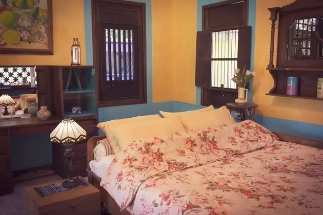 Yellow House