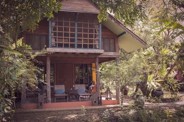 Yellow House