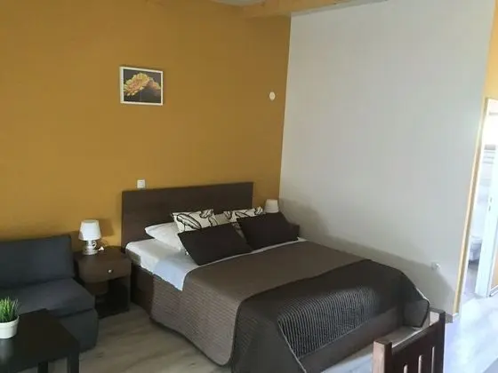 Classic Tek Büyük Yataklı Oda
