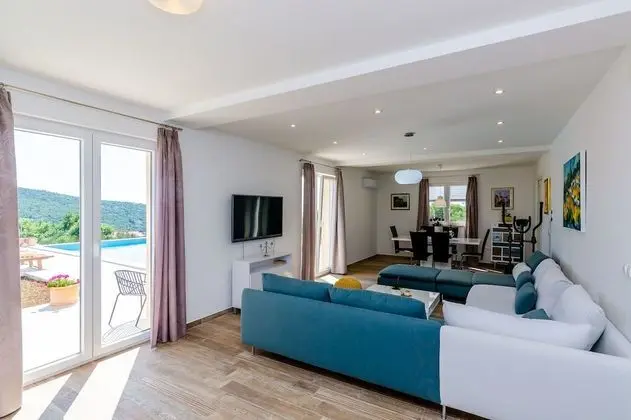 Villa, 3 Yatak Odası, Kişiye Özel Havuzlu, Deniz Manzaralı