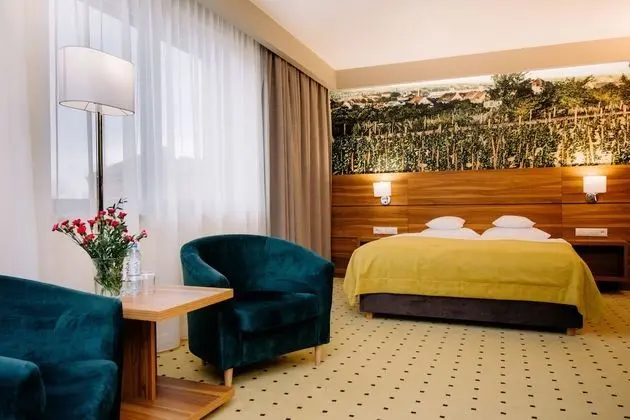 Comfort Tek Büyük Yataklı Oda