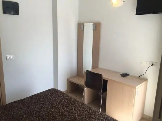 Tek Büyük veya İki Ayrı Yataklı Oda