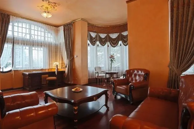 Royal Süit, 1 Çift Kişilik Yatak, Park Manzaralı, Executive Katı