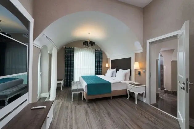 Platinum Villa Suite