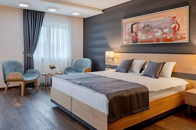 Superior Tek Büyük Yataklı Oda