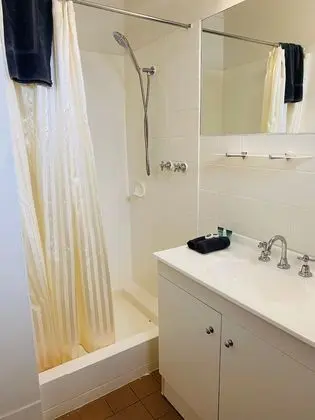 Üç Kişilik Oda (Double and Single)