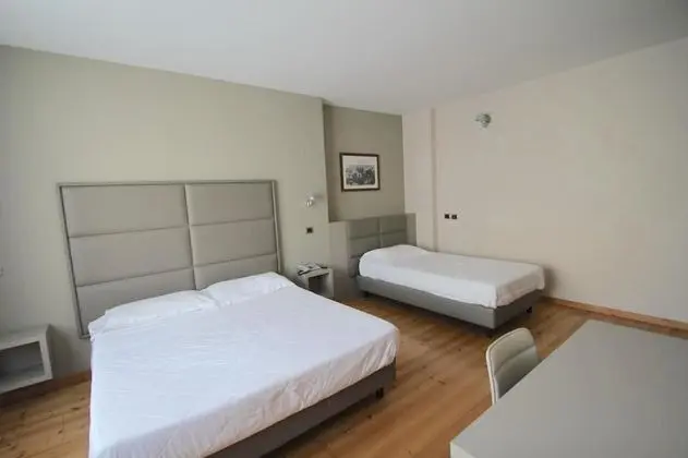 Deluxe Üç Kişilik Oda