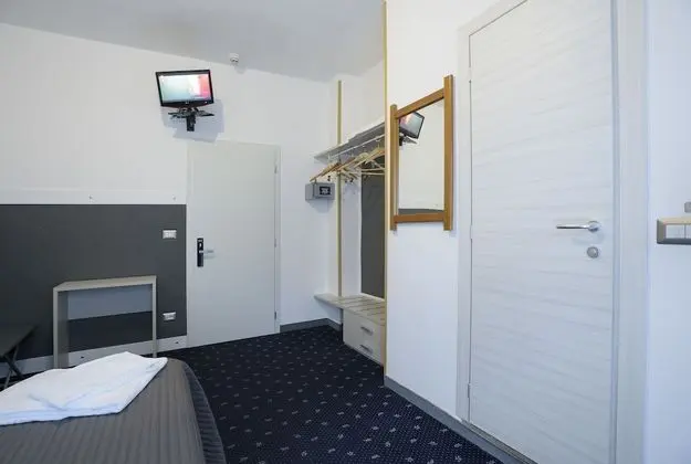 Tek Büyük veya İki Ayrı Yataklı Oda