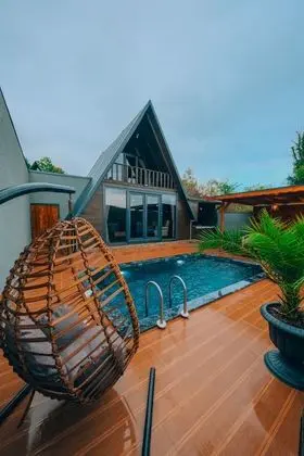 Deluxe Bungalov