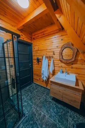 Deluxe Bungalov