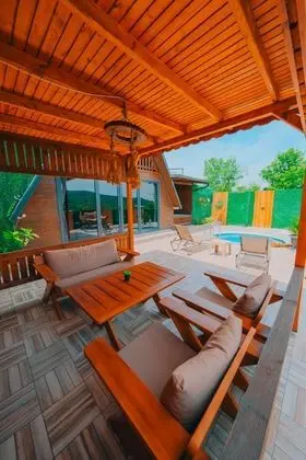 Suit Bungalov