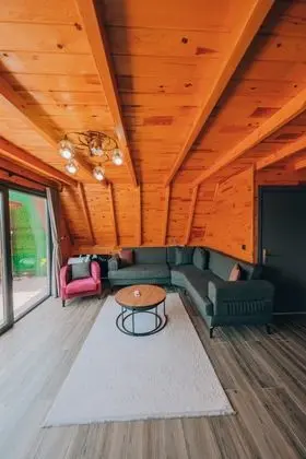 Suit Bungalov