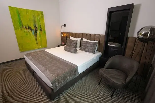 Deluxe Tek Büyük Yataklı Oda, 1 Çift Kişilik Yatak, Şehir Manzaralı