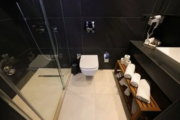Deluxe Tek Büyük Yataklı Oda, 1 Çift Kişilik Yatak, Şehir Manzaralı