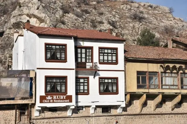 Ekonomik Üç Kişilik Oda, Nehir Manzaralı, Balkonsuz