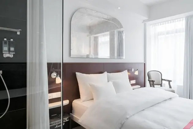 Lovely Room