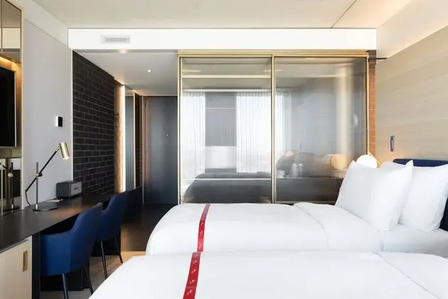 Mate Room