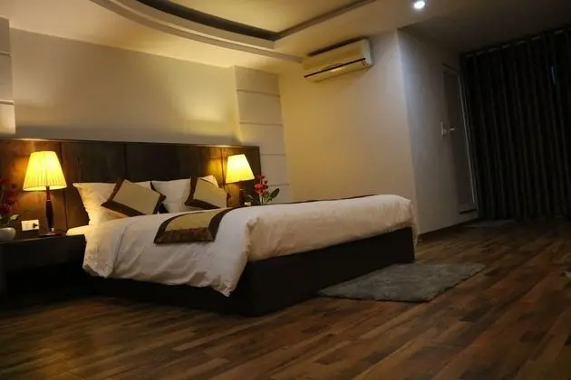 Deluxe Oda, 1 En Büyük (King) Boy Yatak, Sigara İçilmez, Şehir Manzaralı