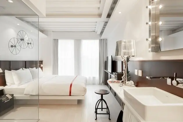 Lovely Room