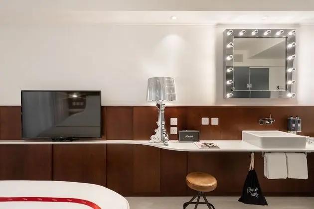 Lovely Room