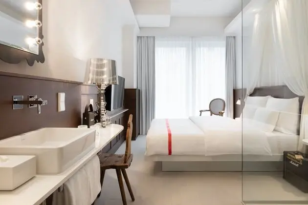 Lovely Room