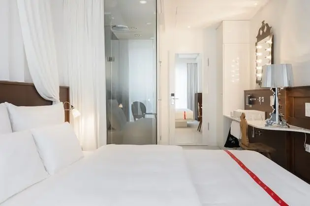 Lovely Room