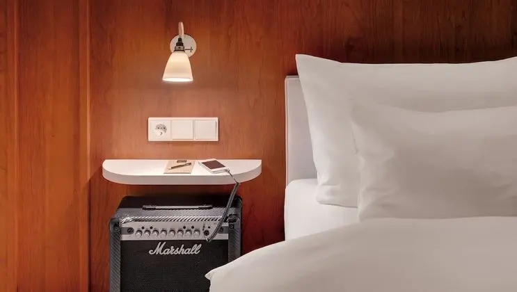 Lovely Room