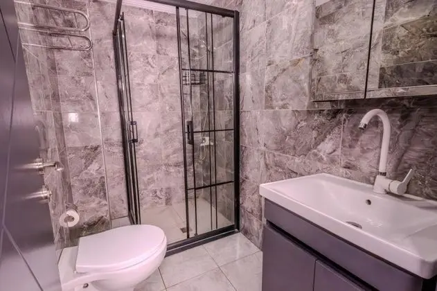 Studio, Manzarasız