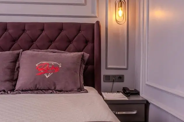 Studio, Manzarasız