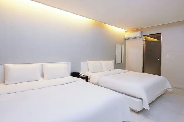 Deluxe Tek Büyük veya İki Ayrı Yataklı Oda
