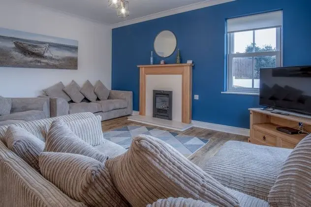 Ev (3 Bedrooms)