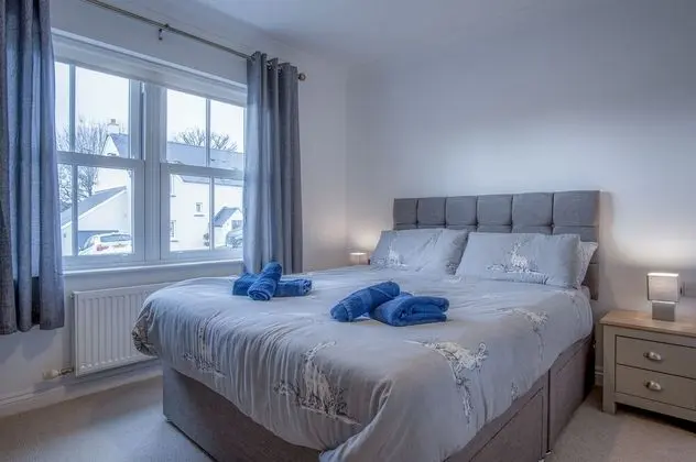 Ev (3 Bedrooms)