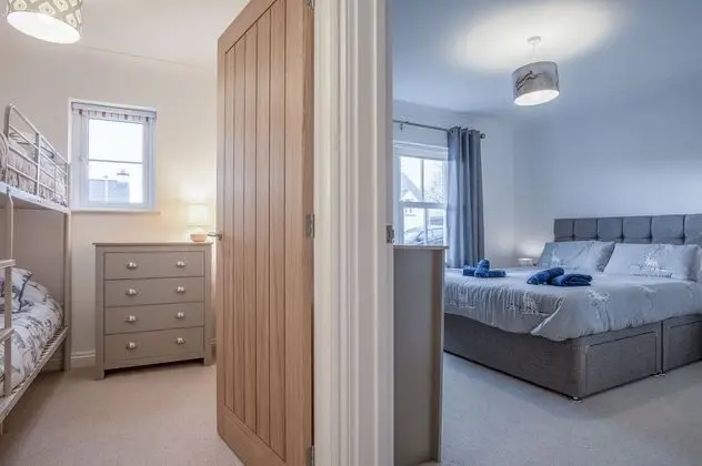 Ev (3 Bedrooms)
