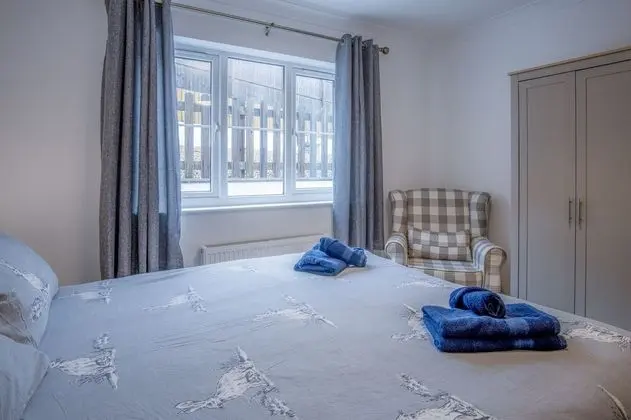 Ev (3 Bedrooms)