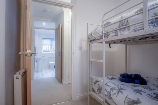 Ev (3 Bedrooms)