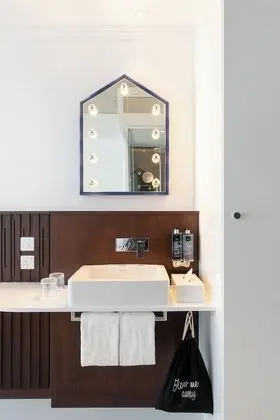 Standard Tek Büyük Yataklı Oda (COSY ROOM)