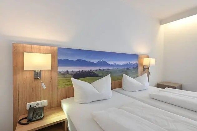 Tek Büyük Yataklı Oda, Balkon
