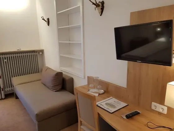 Üç Kişilik Oda, Balkon