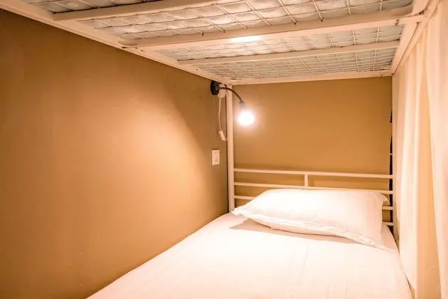 Ortak Ranzalı Oda, Karma Ranzalı Oda (2 Bed in 10 Bed Dorm)